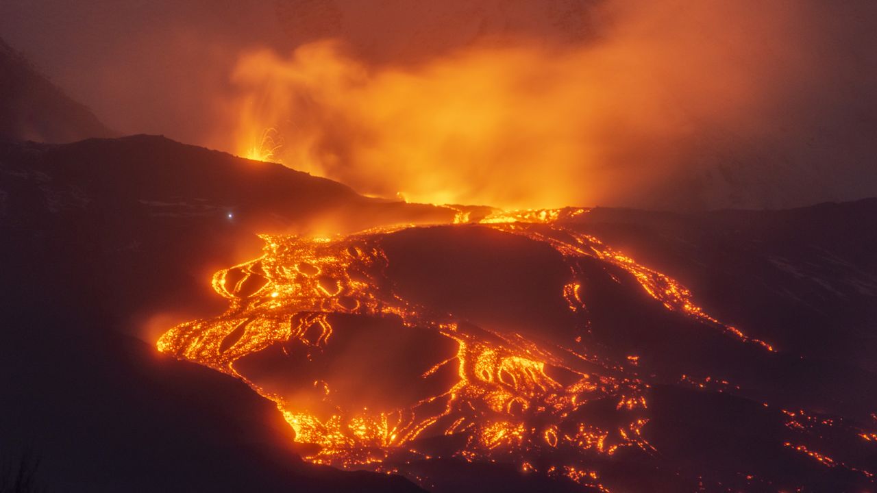 Mount Etna is like no other volcano on Earth, representing ‘a new type of volcanism,’ new research reveals
