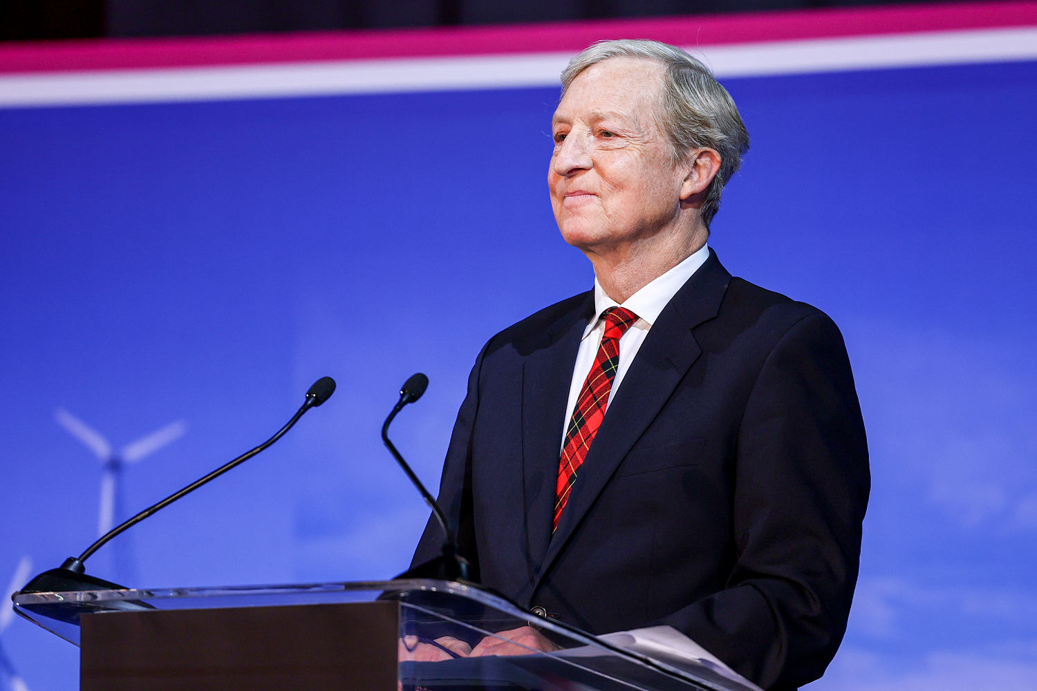 How Tom Steyer’s alliance with progressives vaulted him into the top tier of California’s governor race