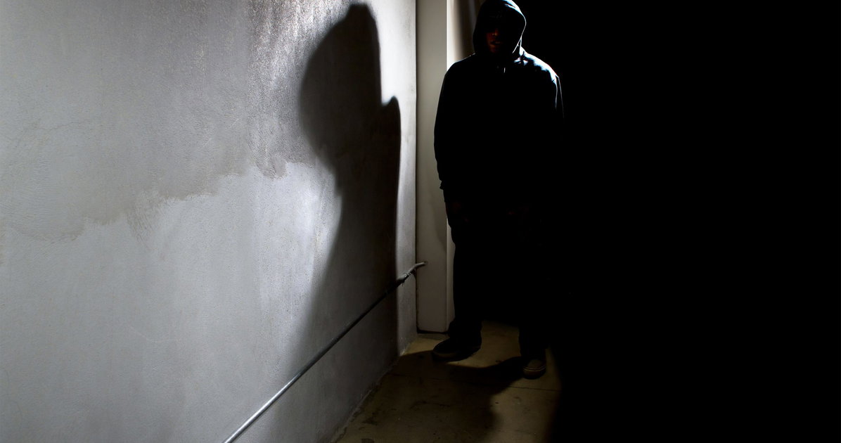 Mob hospitalizes man with serious injuries after late-night attack