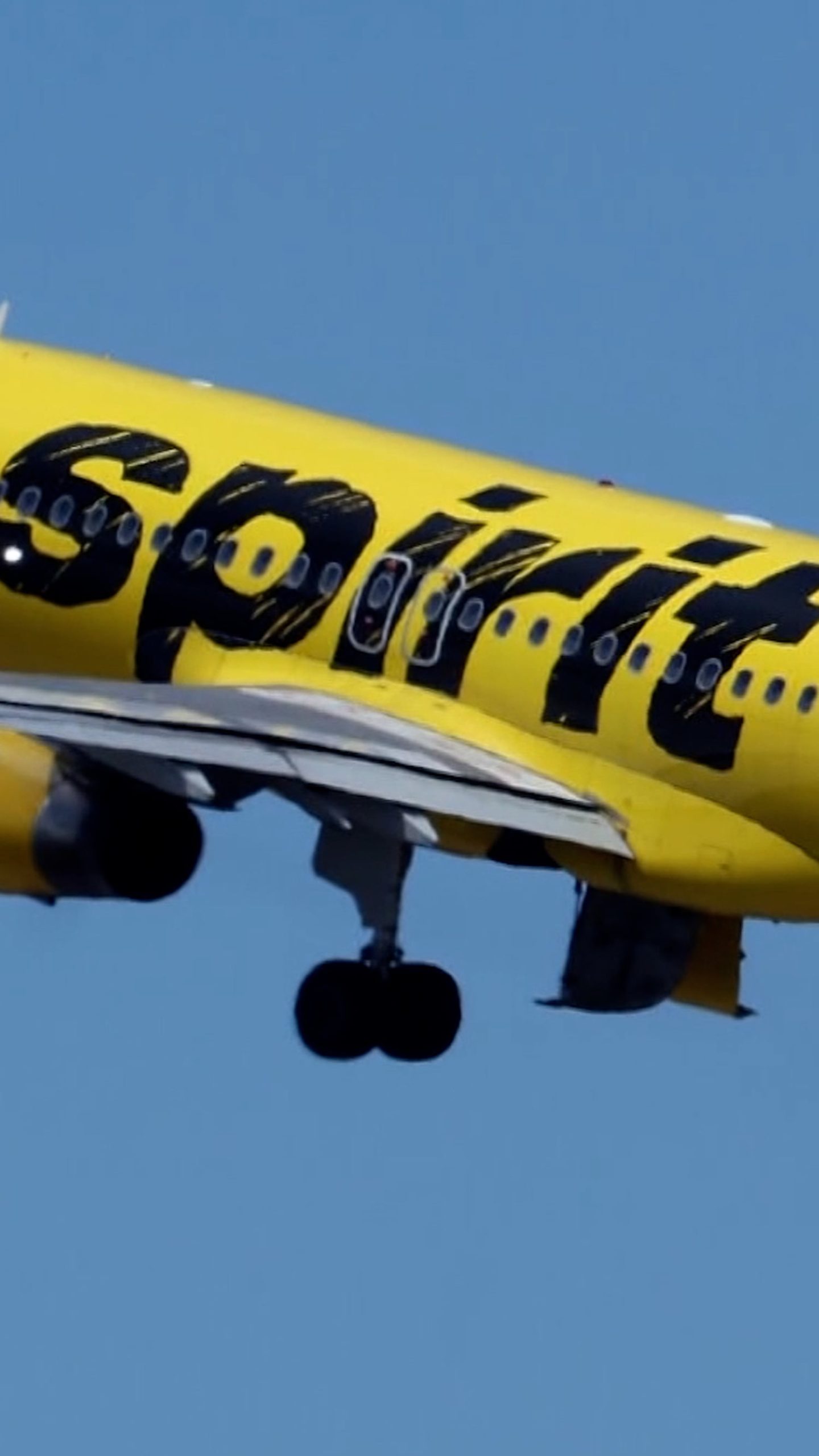 Passengers learn of Spirit’s shutdown at the airport
