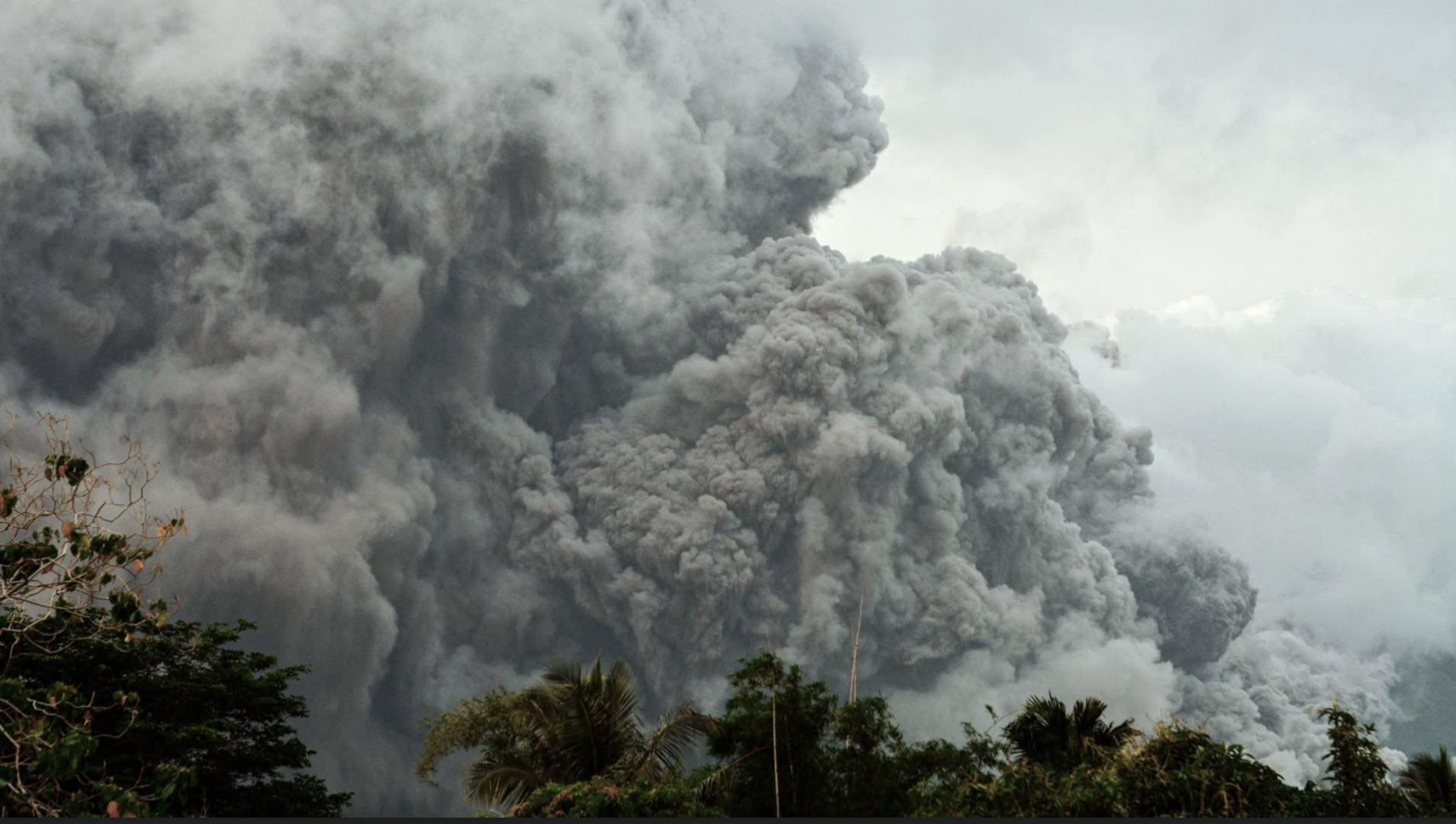 Philippines volcano erupts, blanketing ash across the sky
