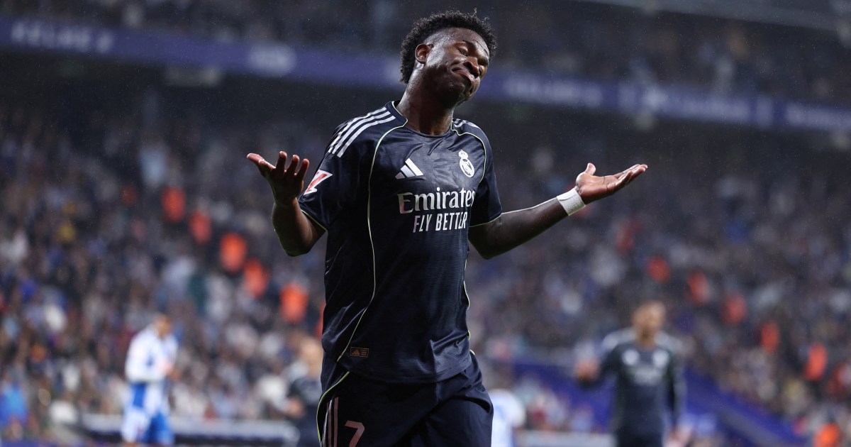 Real Madrid stays alive in La Liga title race with victory at Espanyol