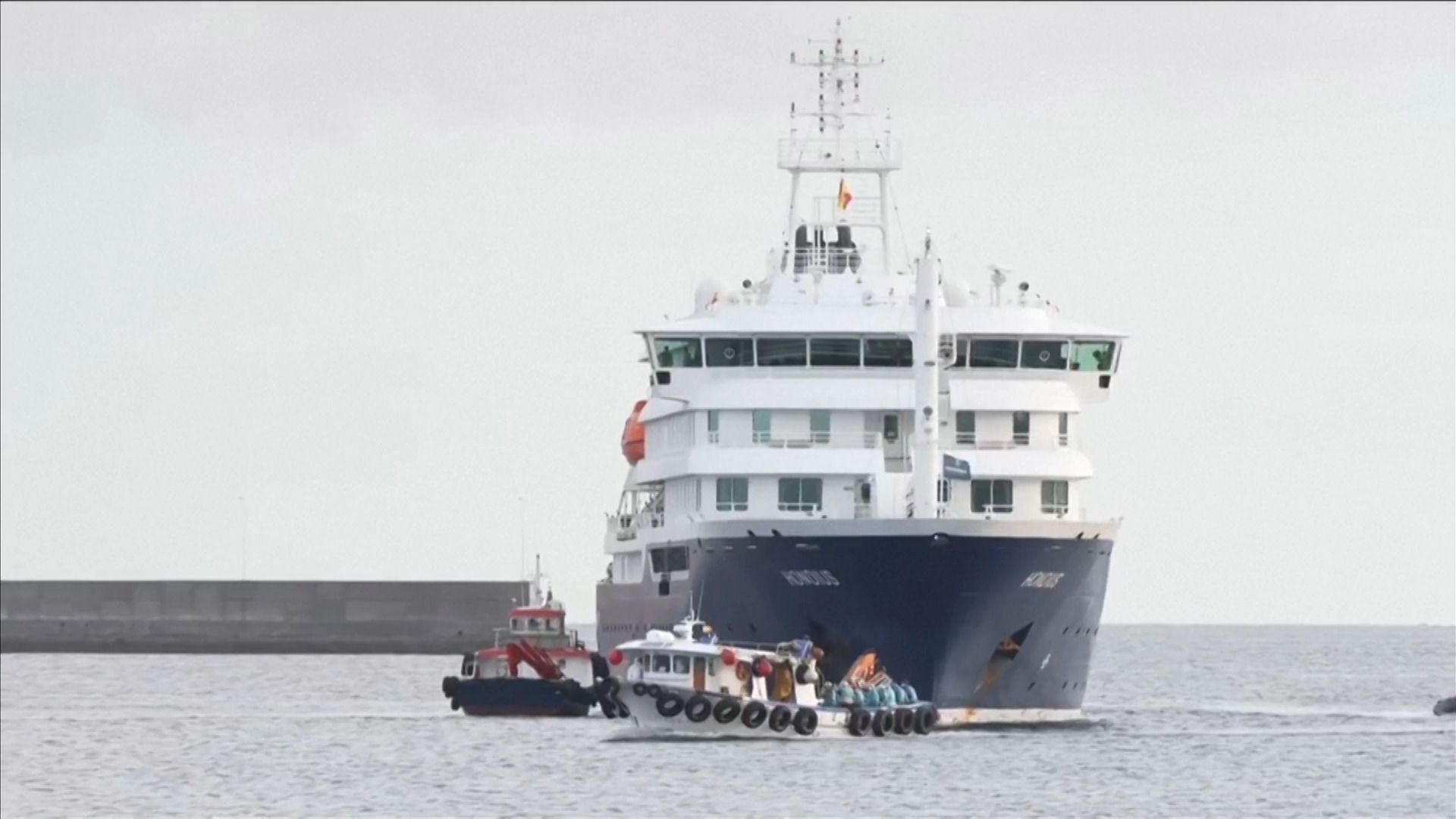 US and French evacuees from Hantavirus-hit ship test positive