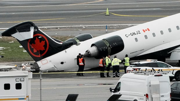 FAA adding transponders to all its airport vehicles after Air Canada plane’s deadly LaGuardia runway crash