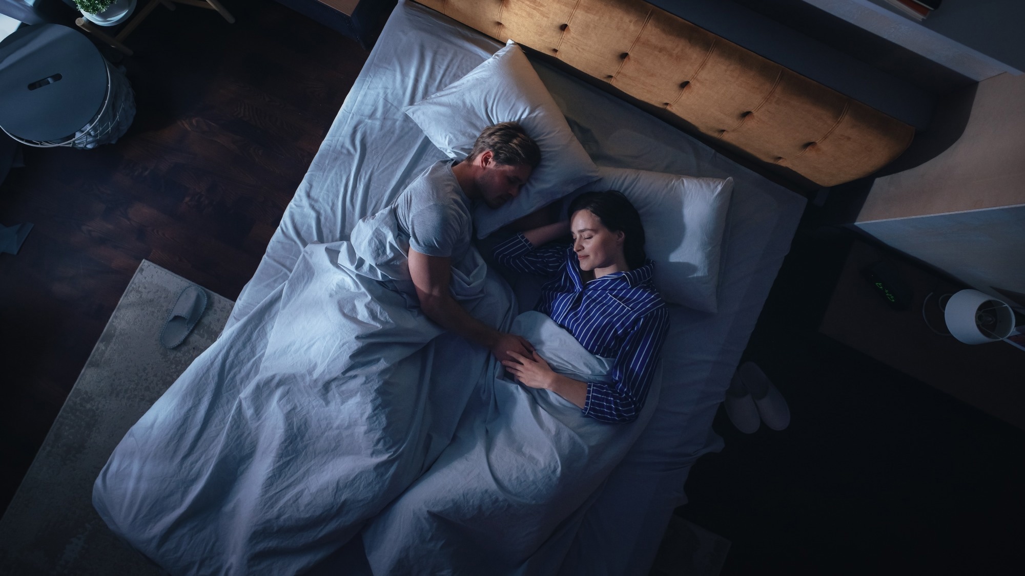 The Goldilocks sleep zone: study links too little and too much sleep to biological aging