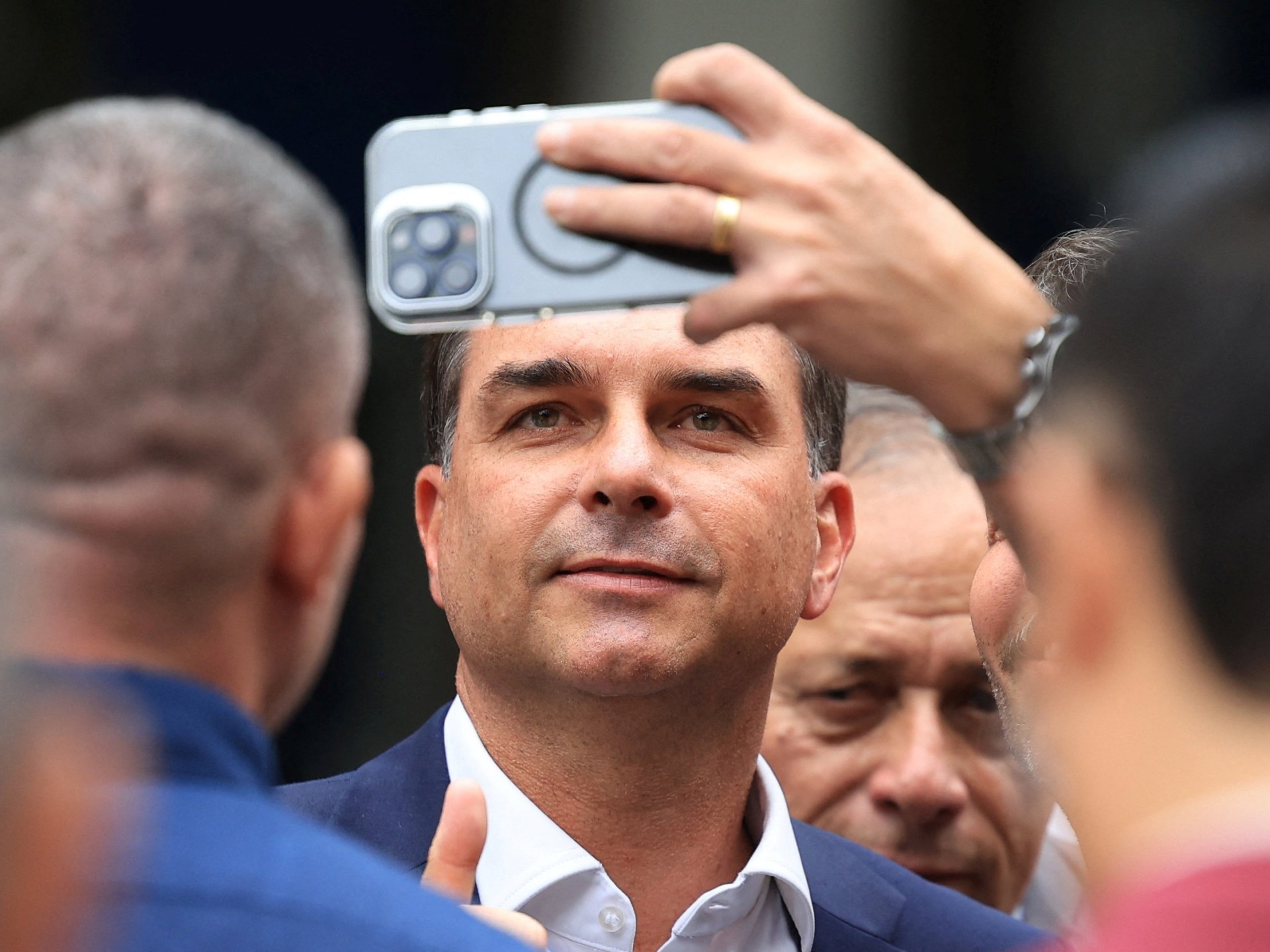 Poll shows Lula and Bolsonaro tied before Brazil’s presidential election