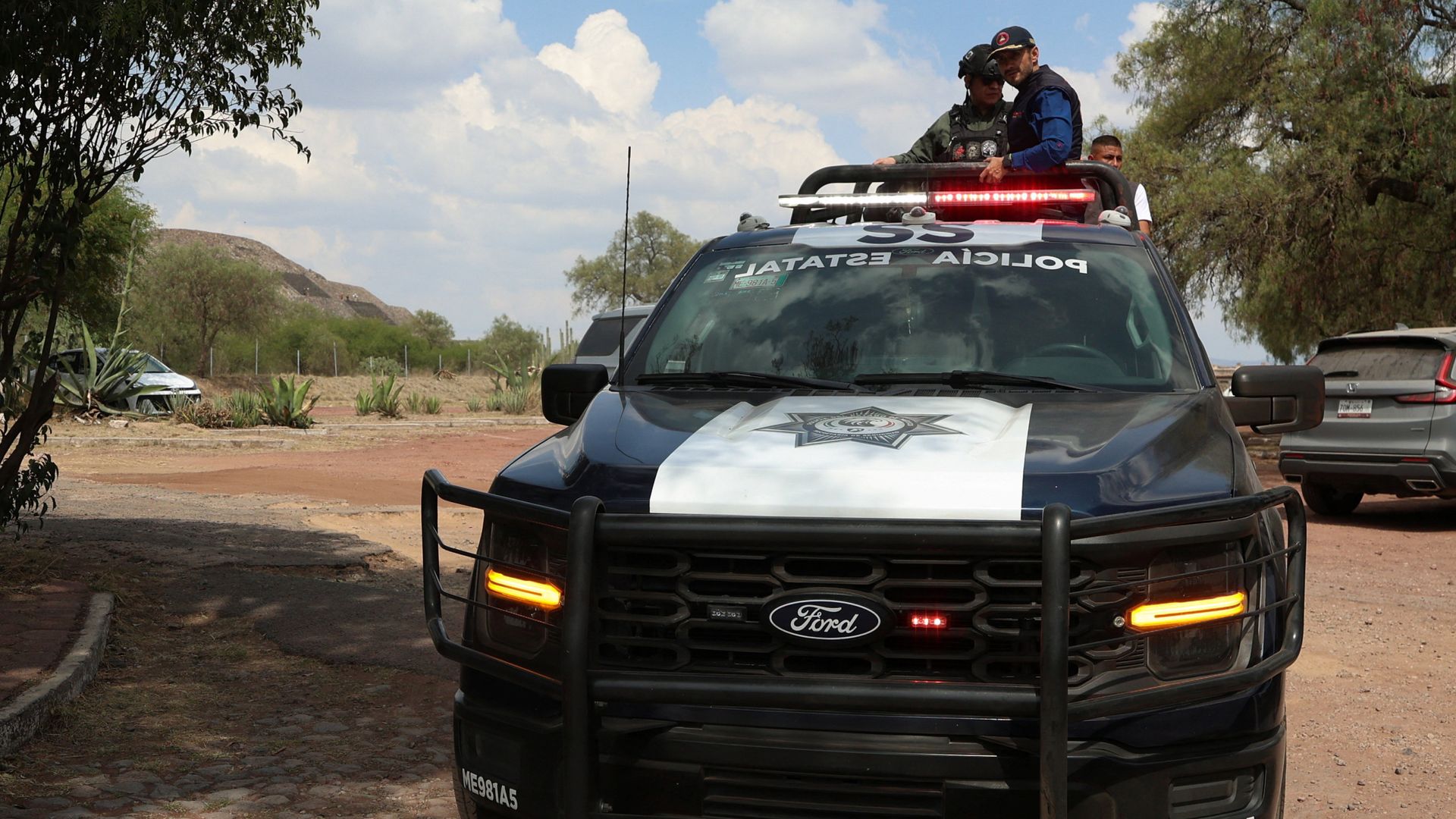 Ten dead in Mexico shooting