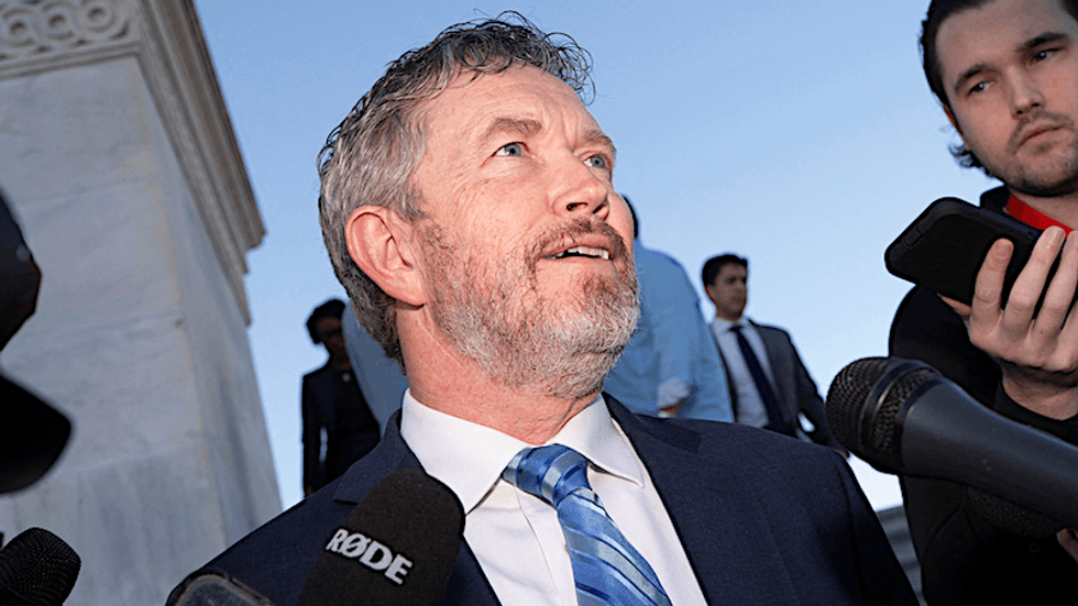 Thomas Massie spotted strumming a banjo with self-proclaimed antisemite: report