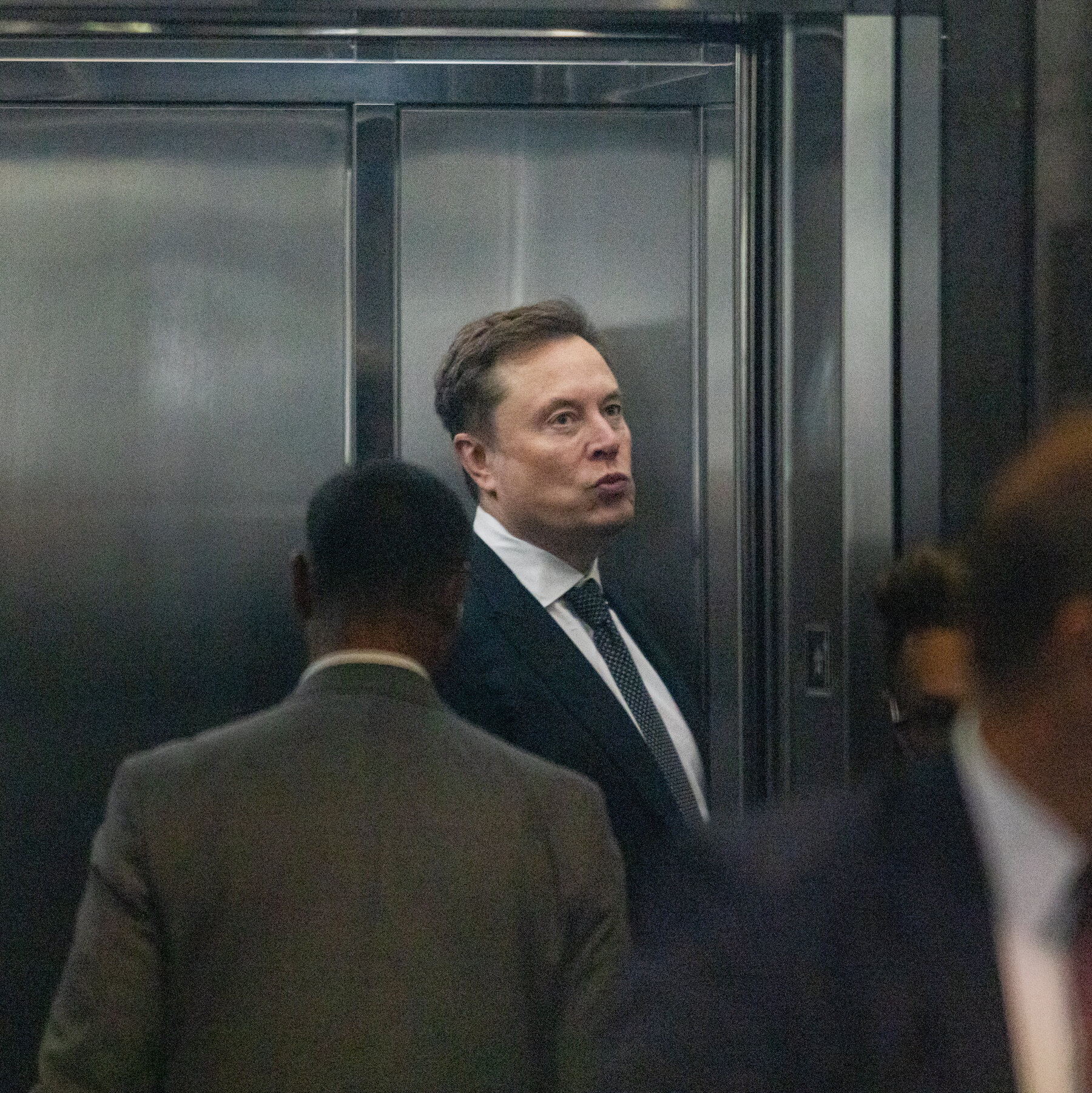 After Elon Musk’s Court Loss Comes the Long Hot A.I. Summer