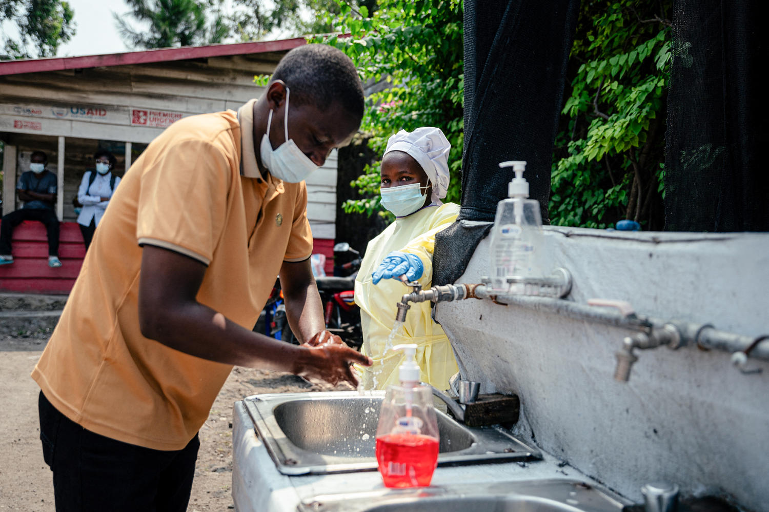 Ebola deaths rise sharply as ‘scale and speed’ of outbreak concerns WHO