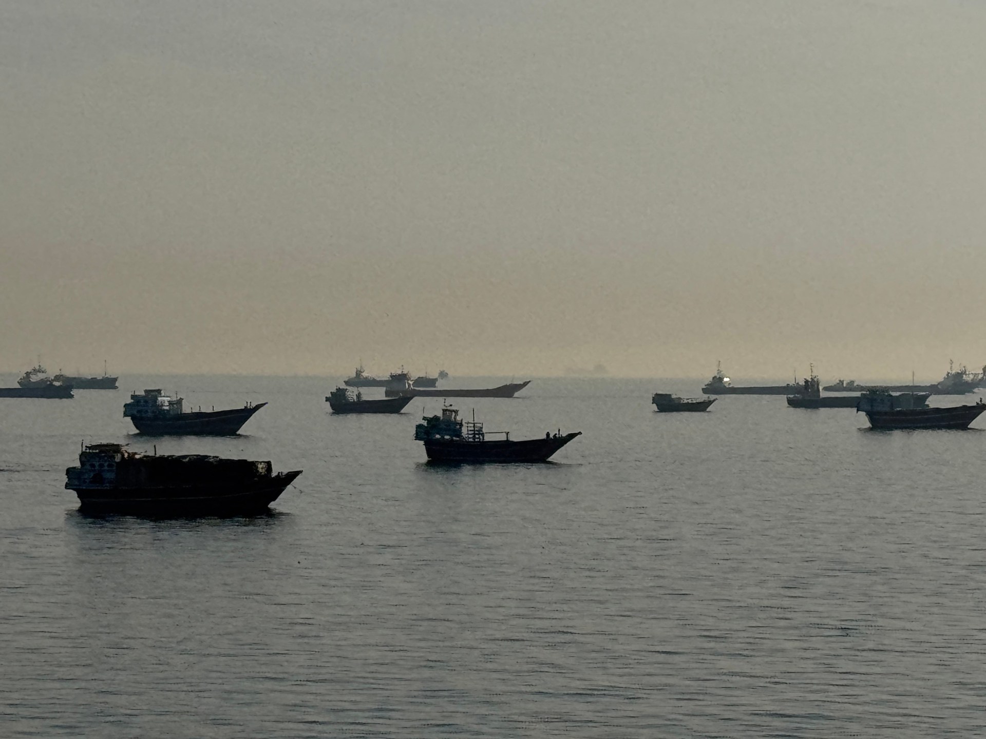 Chinese supertankers exit Hormuz as Trump, Vance talk up Iran deal