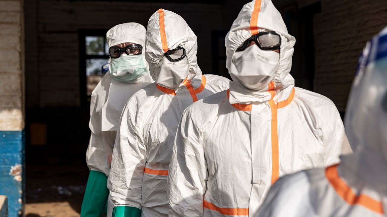 Ebola outbreak in Central Africa will be a nightmare to contain, experts warn