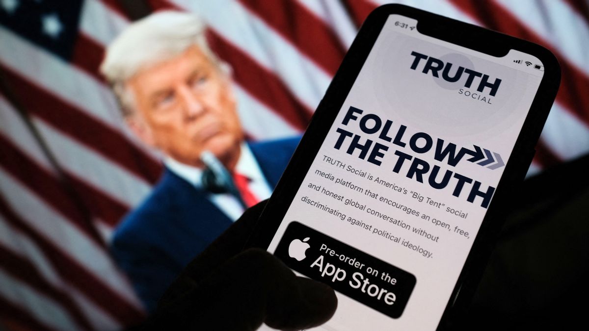 Don’t fall for these 19 fake Trump Truth Social posts