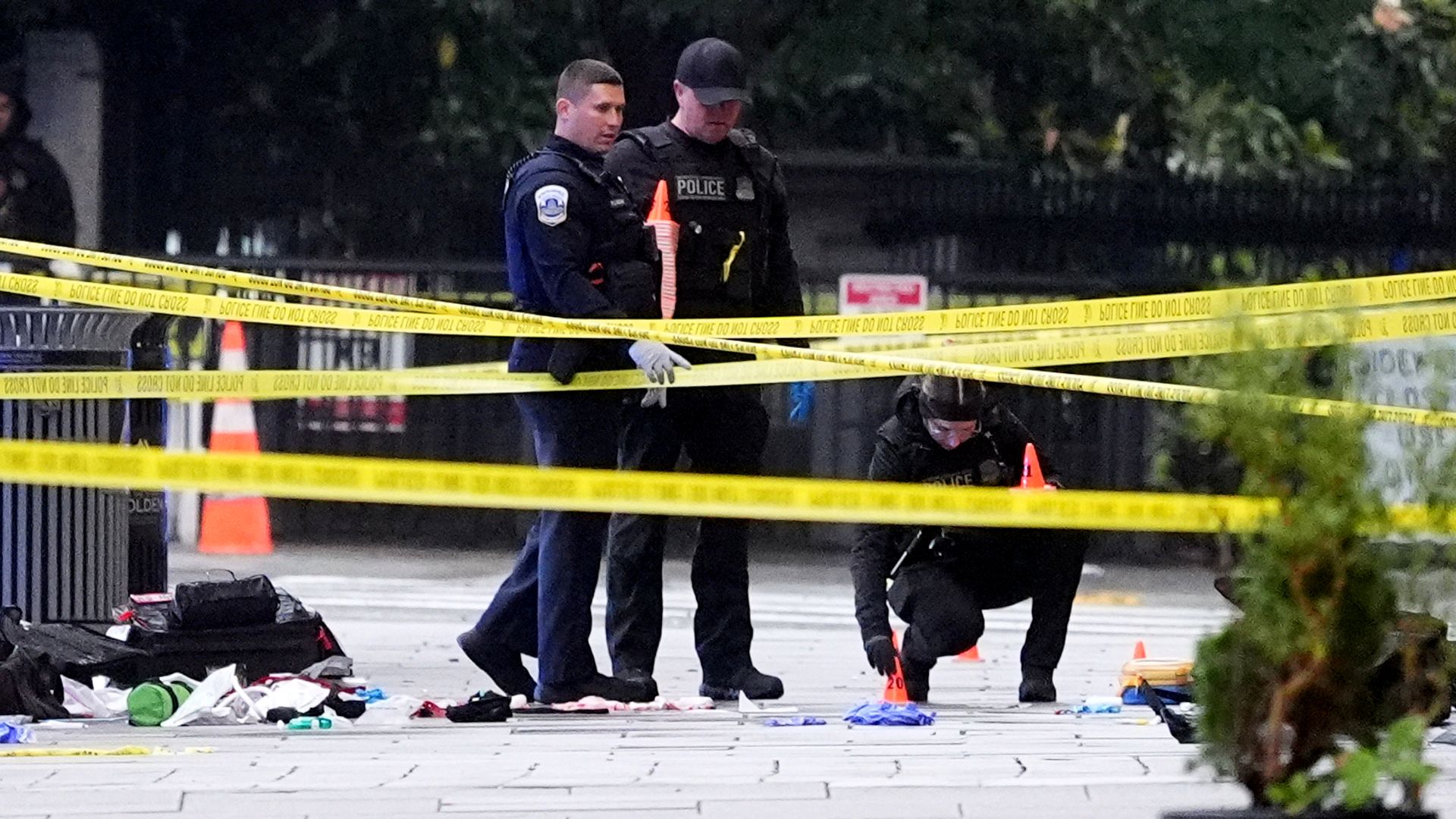 Shooting suspect killed near the White House