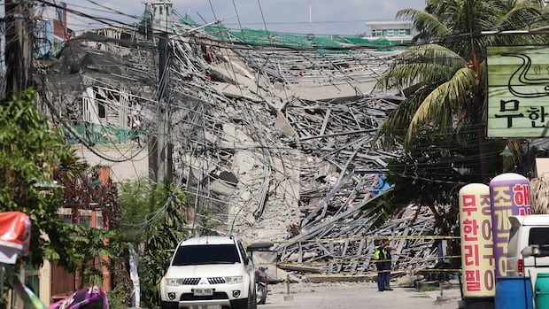 Building under construction in the Philippines collapses with 24 surviving and 21 missing