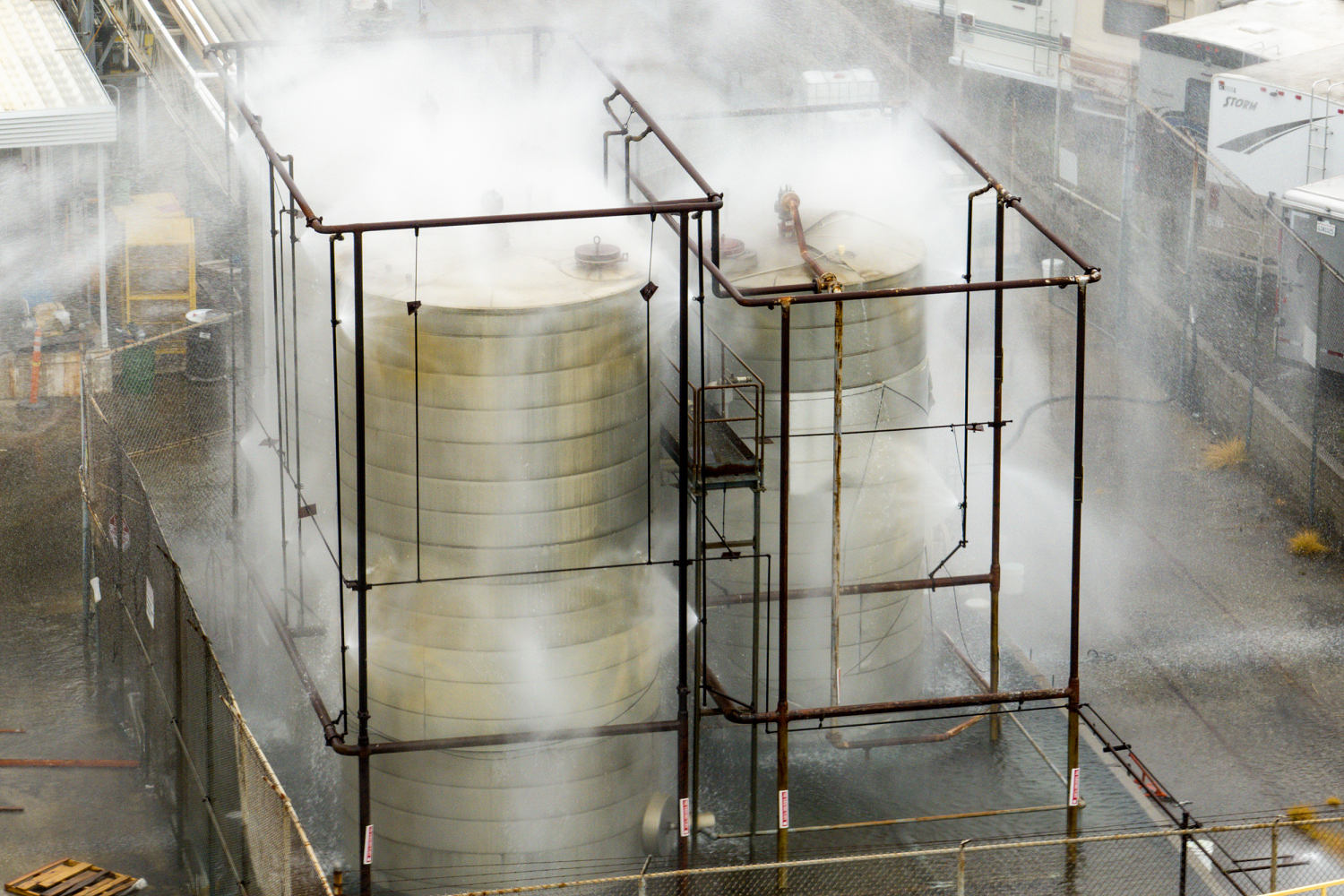 Potential crack on California chemical tank may ease pressure as crews race to prevent explosion