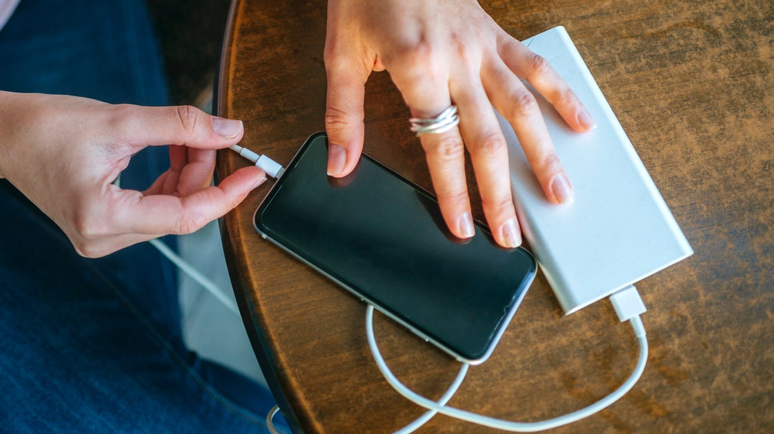 Does Charging Your Phone To 100% Ruin Your Battery? Here’s The Truth.