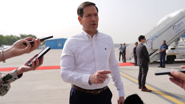Iran and U.S. play down hopes for imminent breakthrough in war