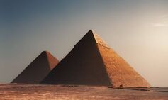 Egypt tomb mystery ‘proves’ time travel is real in chilling AI video