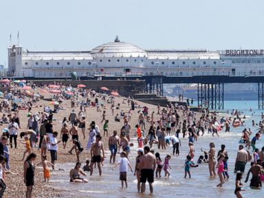 Exceptionally early heat wave shatters records and brings deaths in Europe