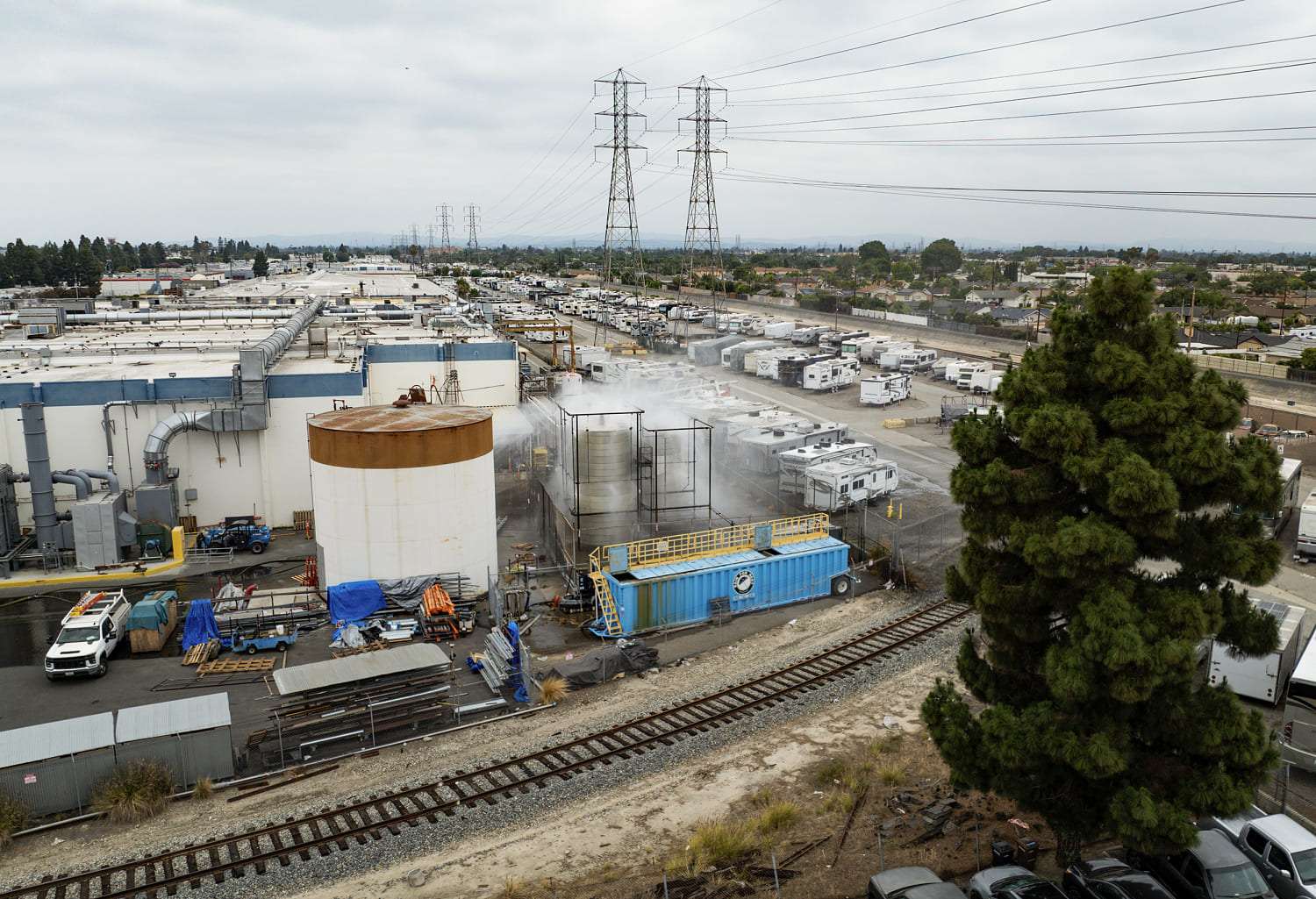 All evacuation orders lifted after explosion at California chemical tank is averted