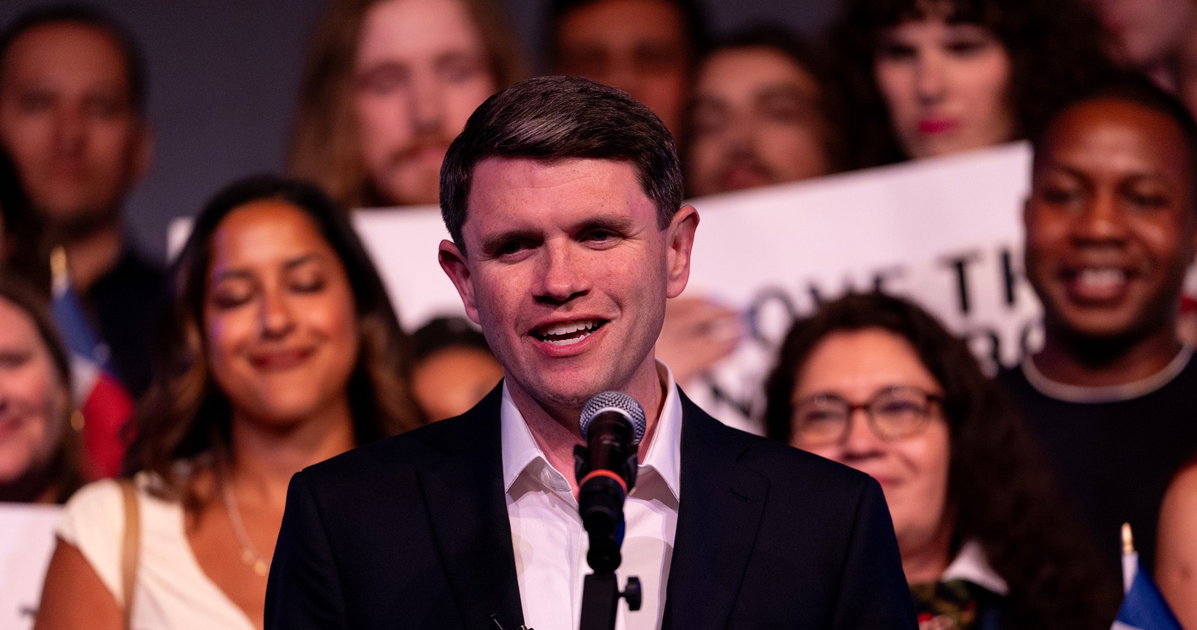 James Talarico has the best response to GOP accusations that he’s vegan
