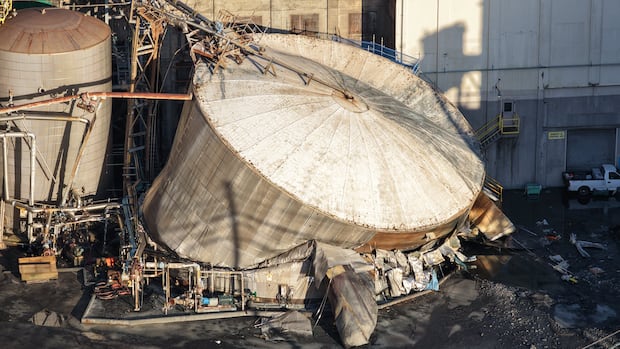 Crews recover bodies of 6 workers in wake of Washington state chemical-tank rupture