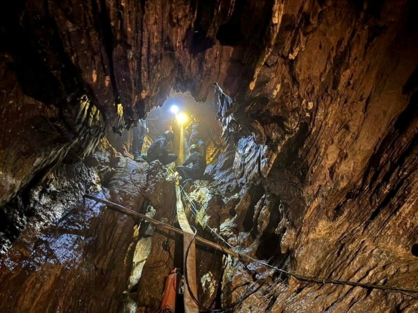 First survivor rescued from flooded cave in Laos