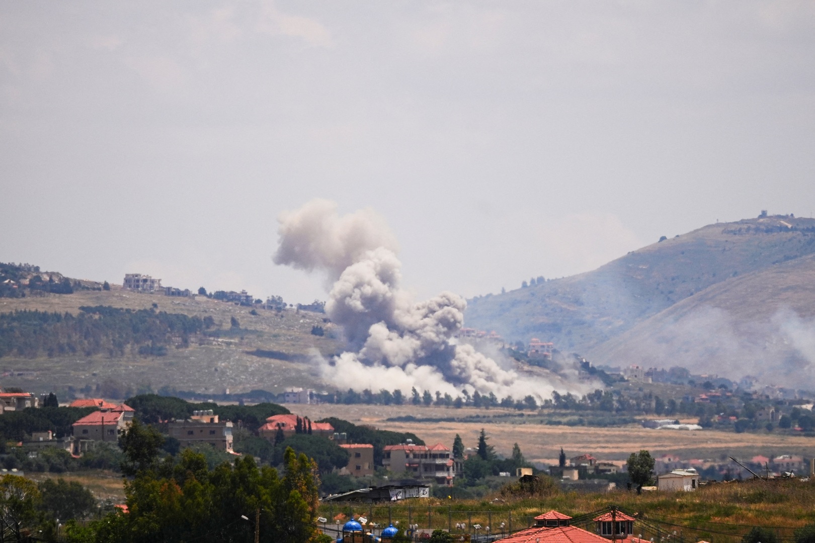 Frustration in Lebanon as Israel expands invasion