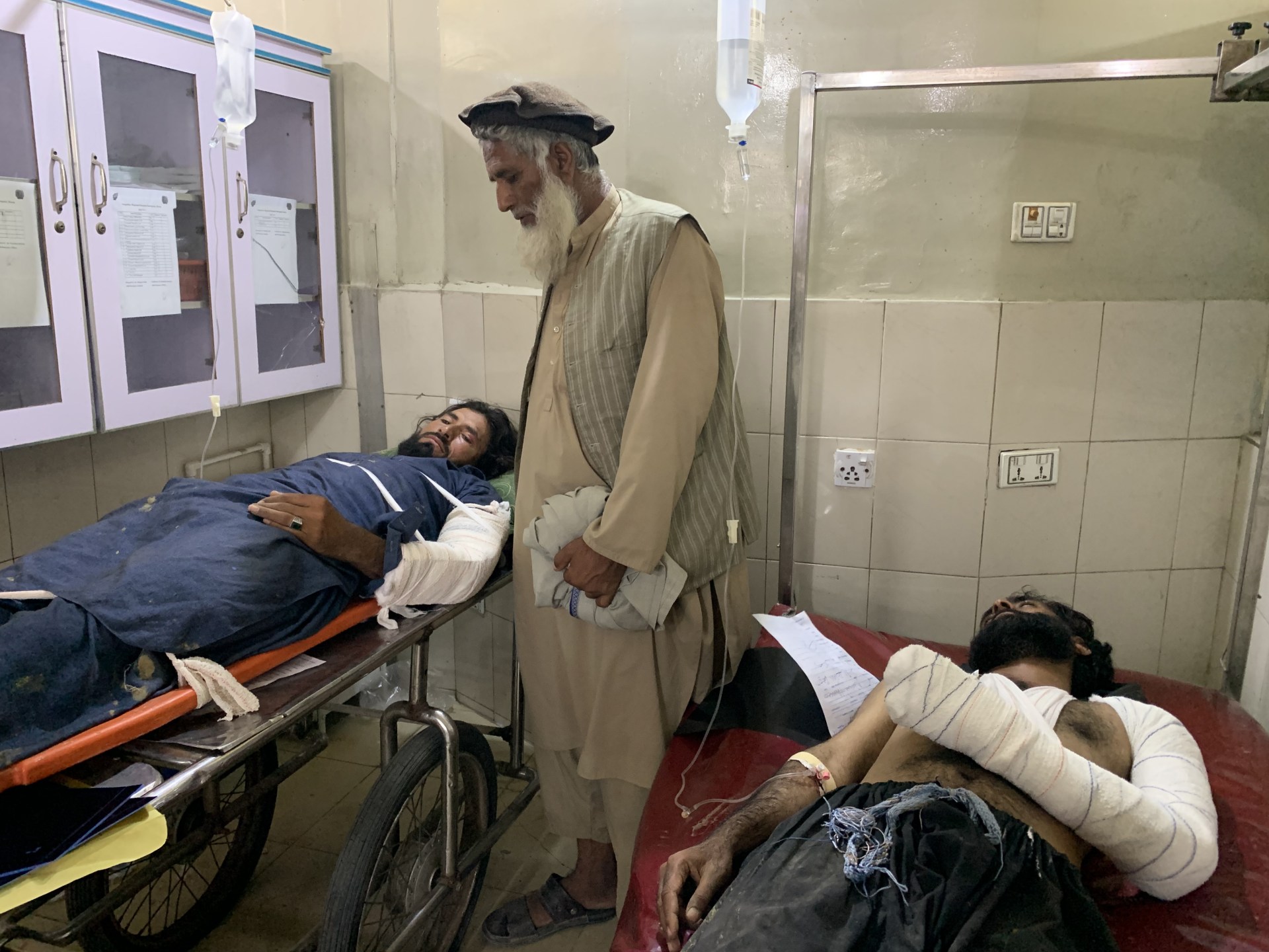 Truck carrying Afghan returnees from Pakistan flips on highway, killing 18