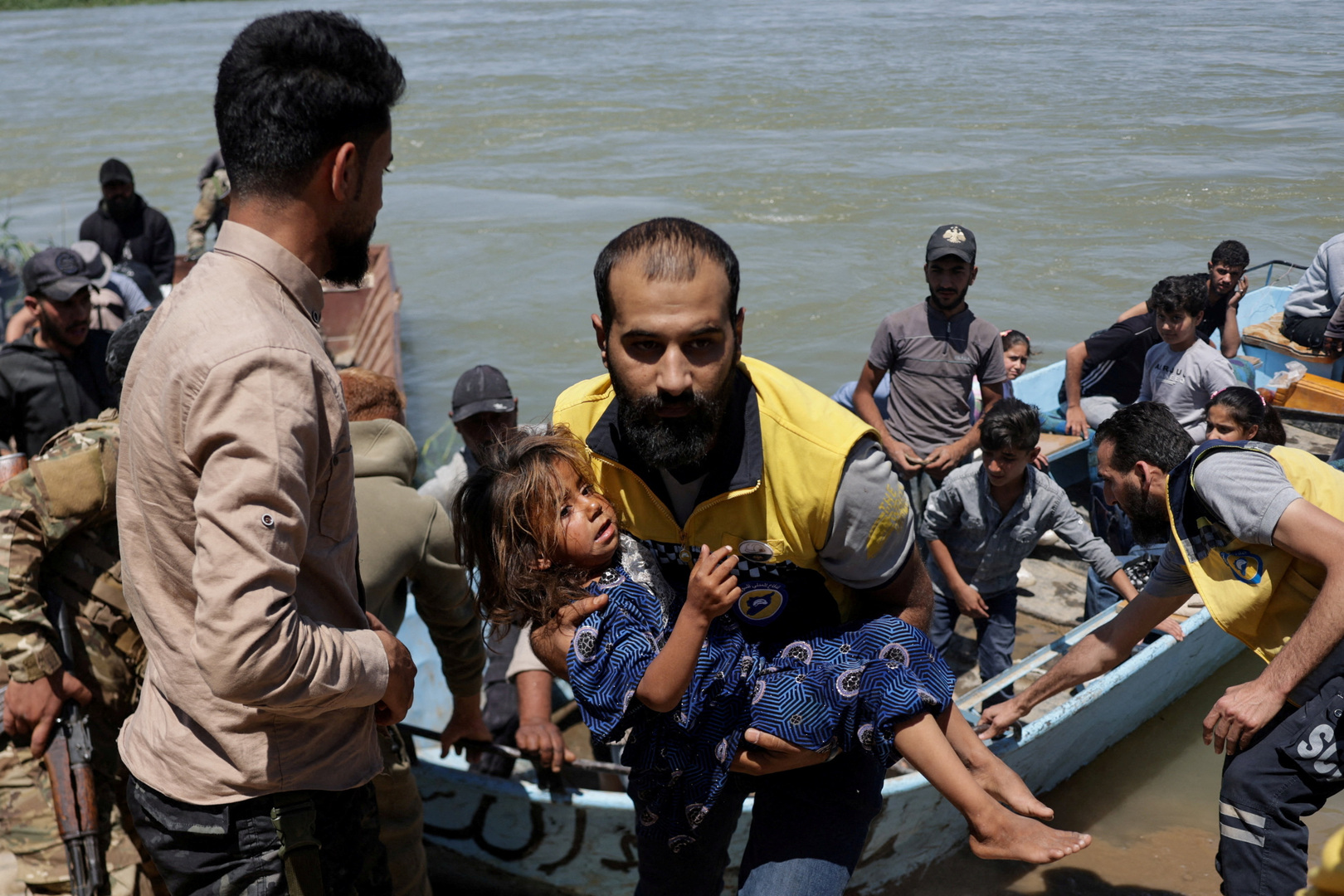 Rescues in eastern Syria after the Euphrates River bursts its banks
