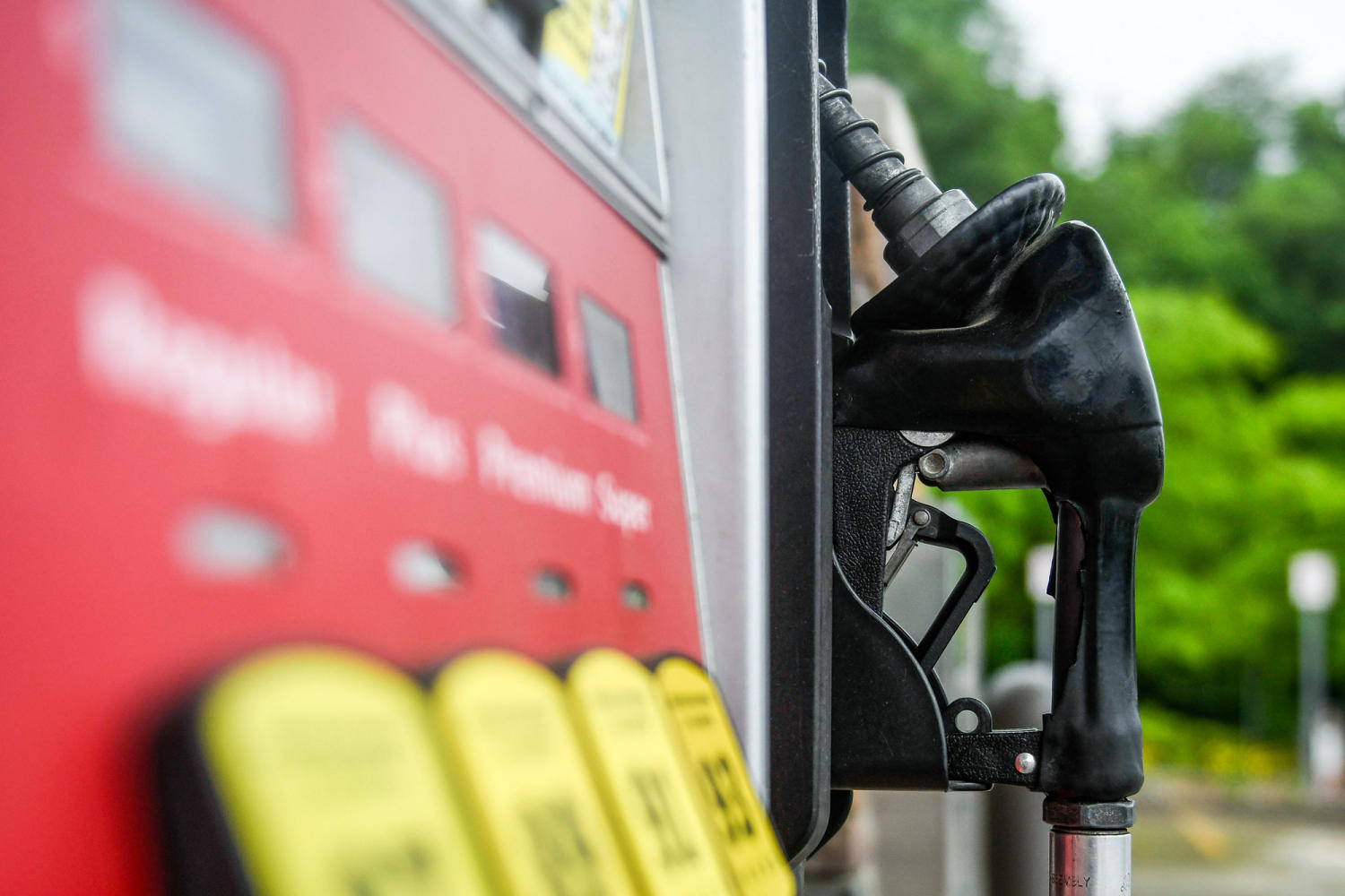 Oil prices jump after U.S.-Iran talks reportedly collapse, erasing recent declines