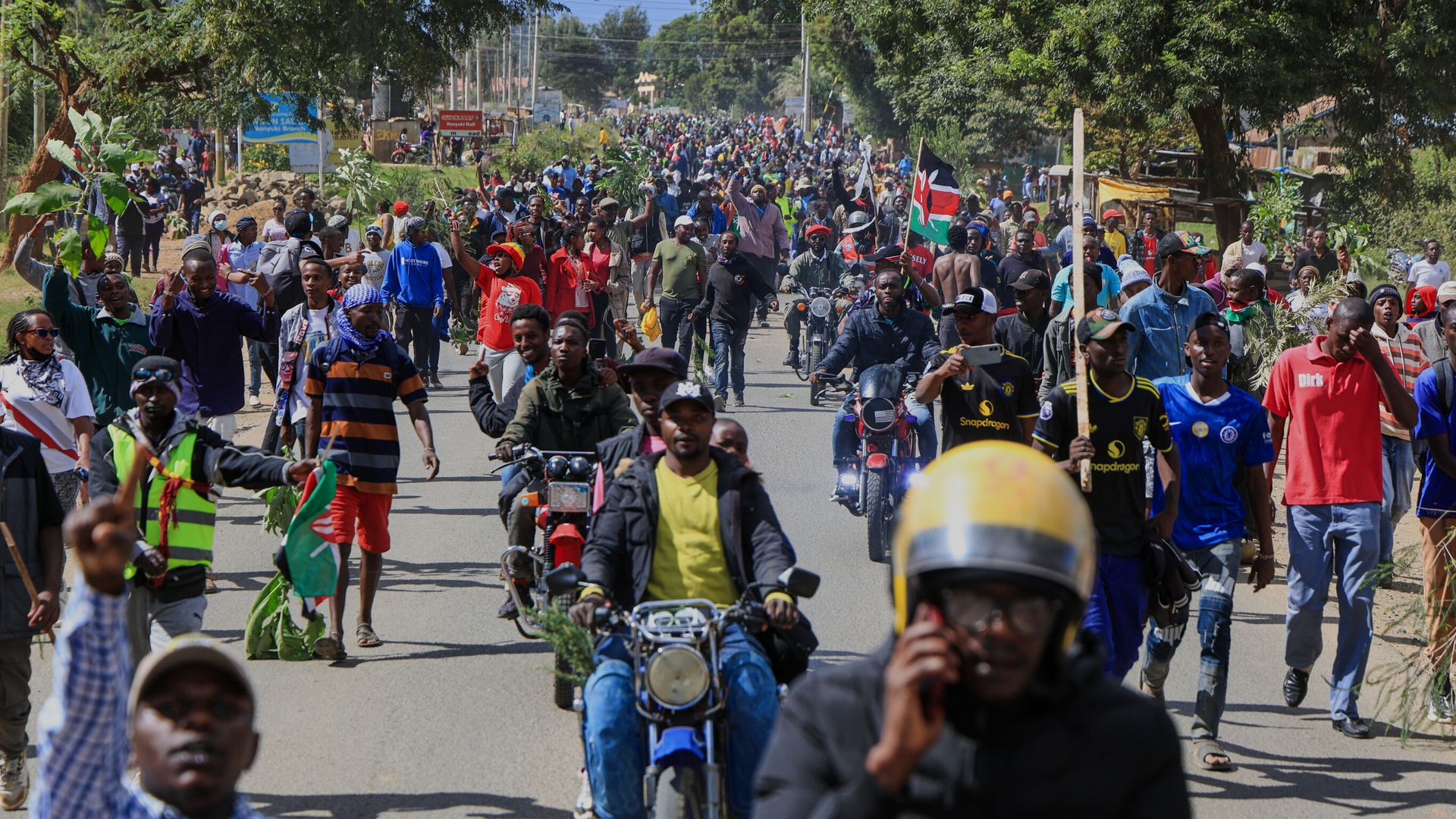 Hundreds protest plans to quarantine US Ebola patients in Kenya