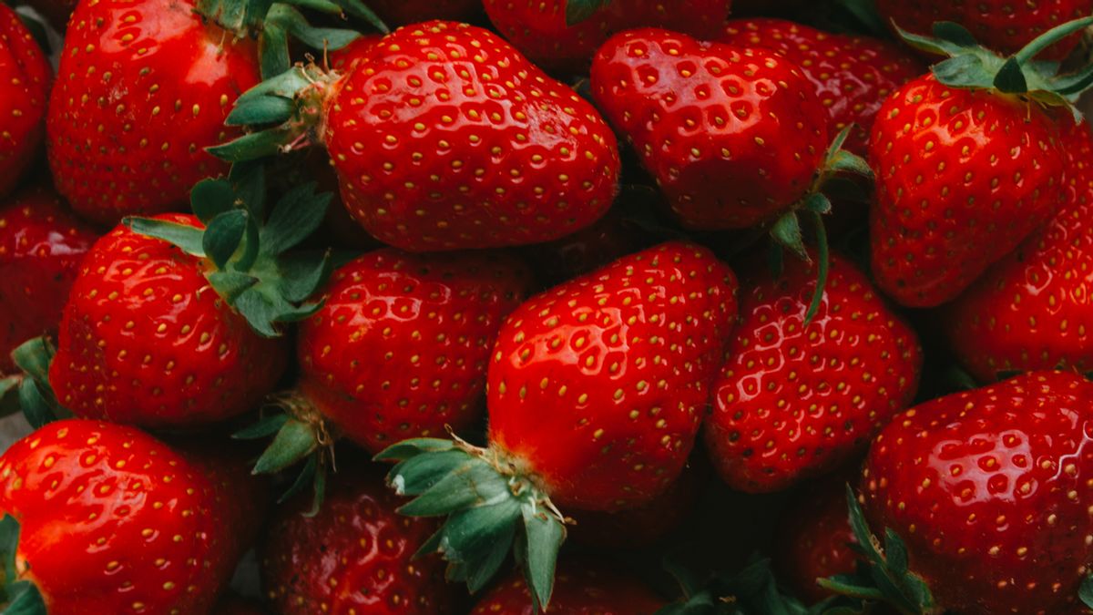 Were Driscoll’s strawberries confirmed to cause cancer? Posts exaggerate pesticide test results