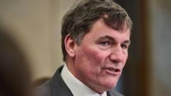 Canada formally requests renewal of North American free trade pact