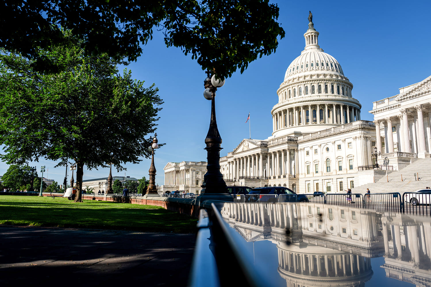Senate begins voting on Republican bill to fund ICE as GOP is split on Trump’s $1.8B fund