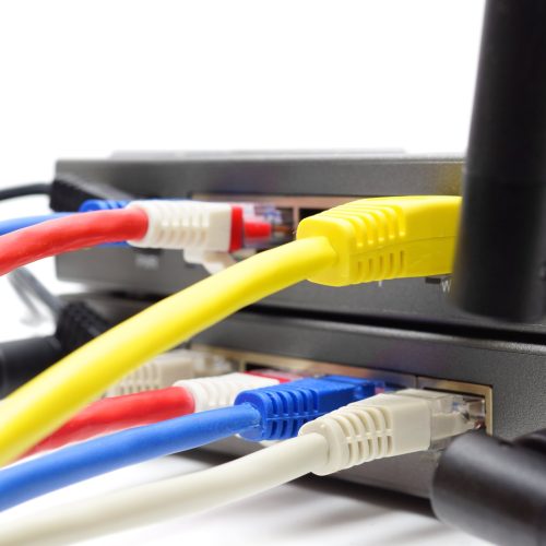 Cable lobby warns of chaos if FCC doesn’t relax ban on foreign routers