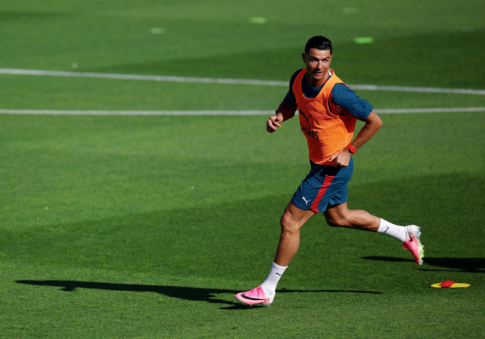 Ronaldo joins Portugal training ahead of sixth World Cup appearance