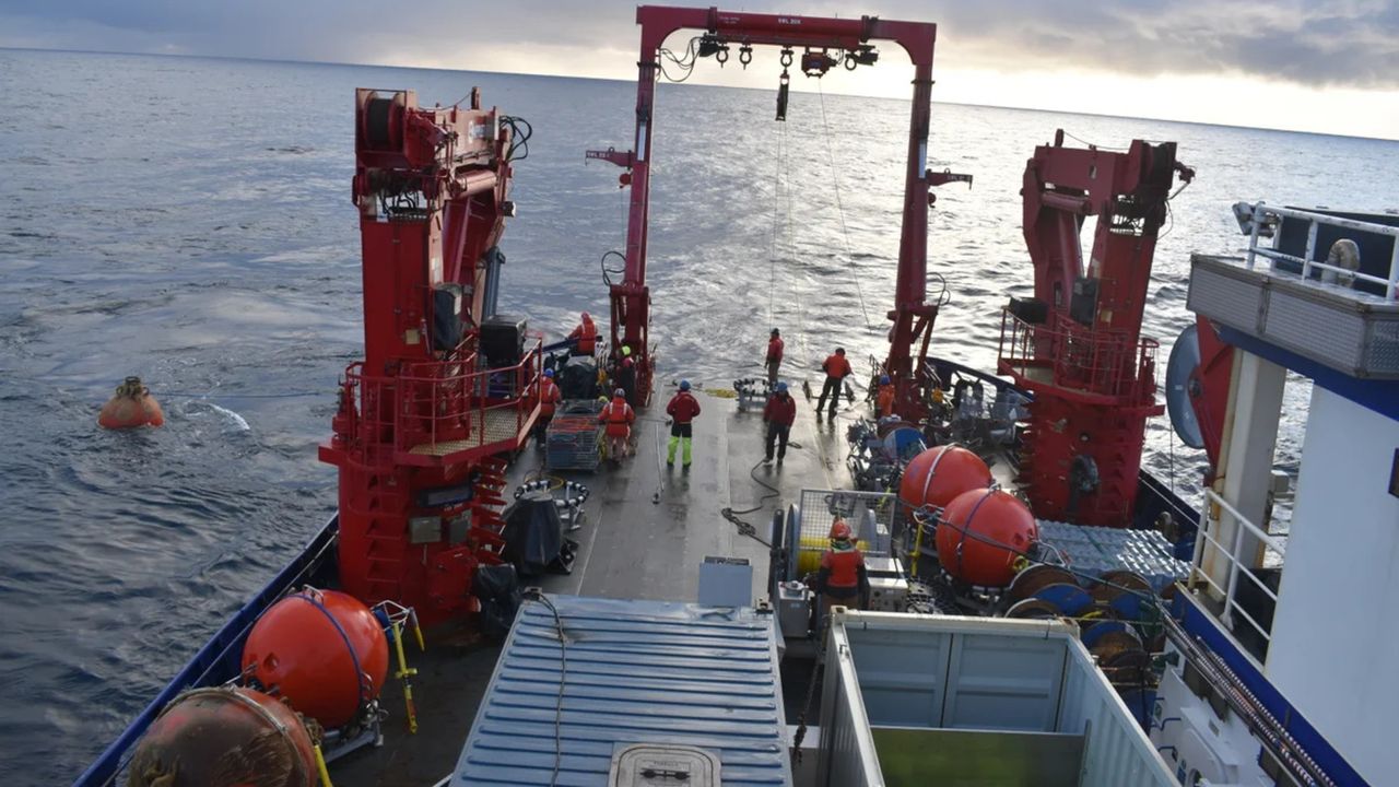 Trump administration to remove 900 deep sea monitoring instruments that would have studied the collapsing Atlantic current