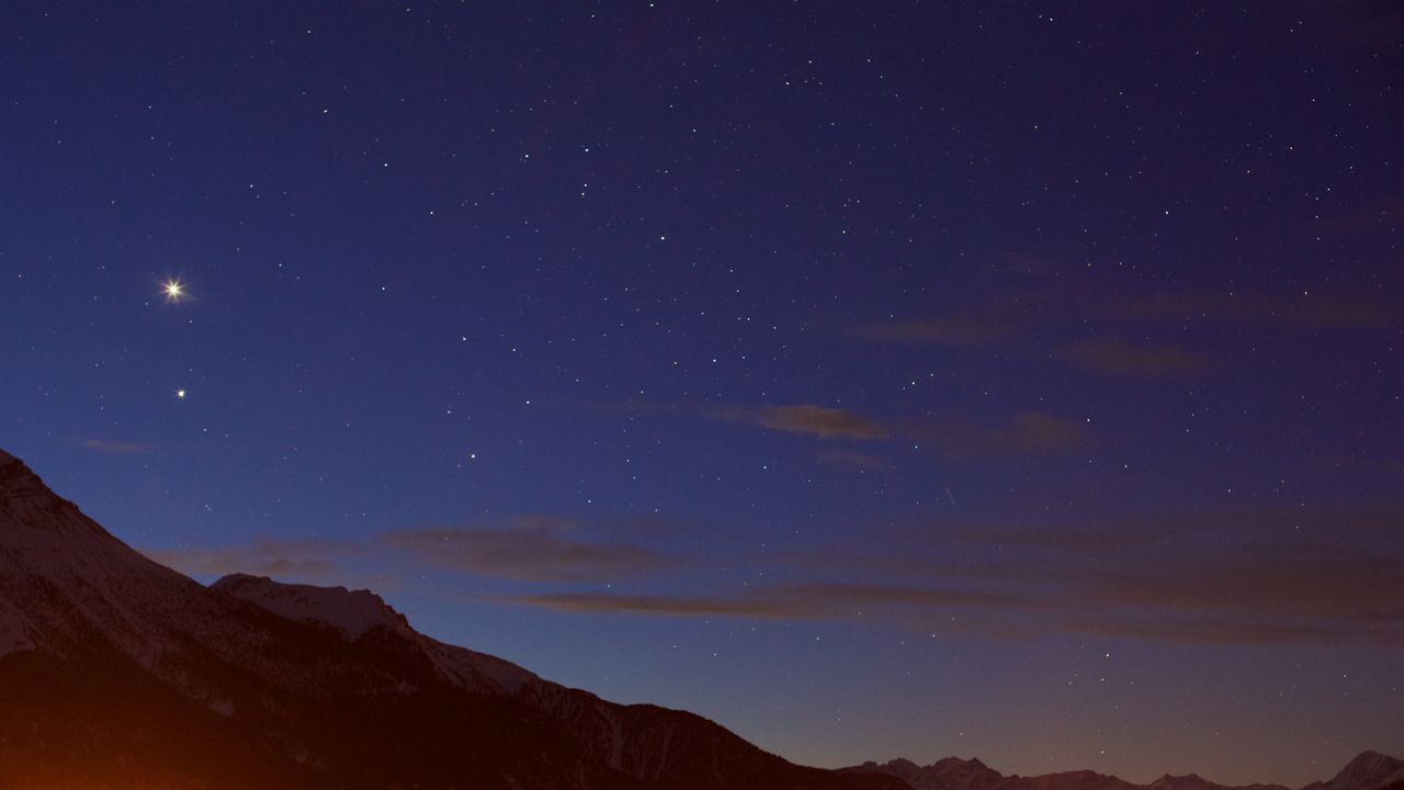Look up tonight: Jupiter and Venus will almost touch in one of 2026’s best skywatching events