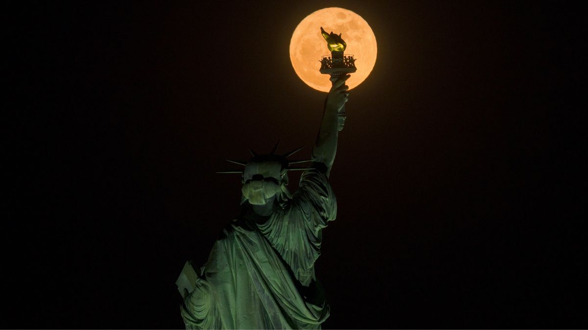 DOJ attorney said government could ‘bulldoze’ Statue of Liberty, but context is key