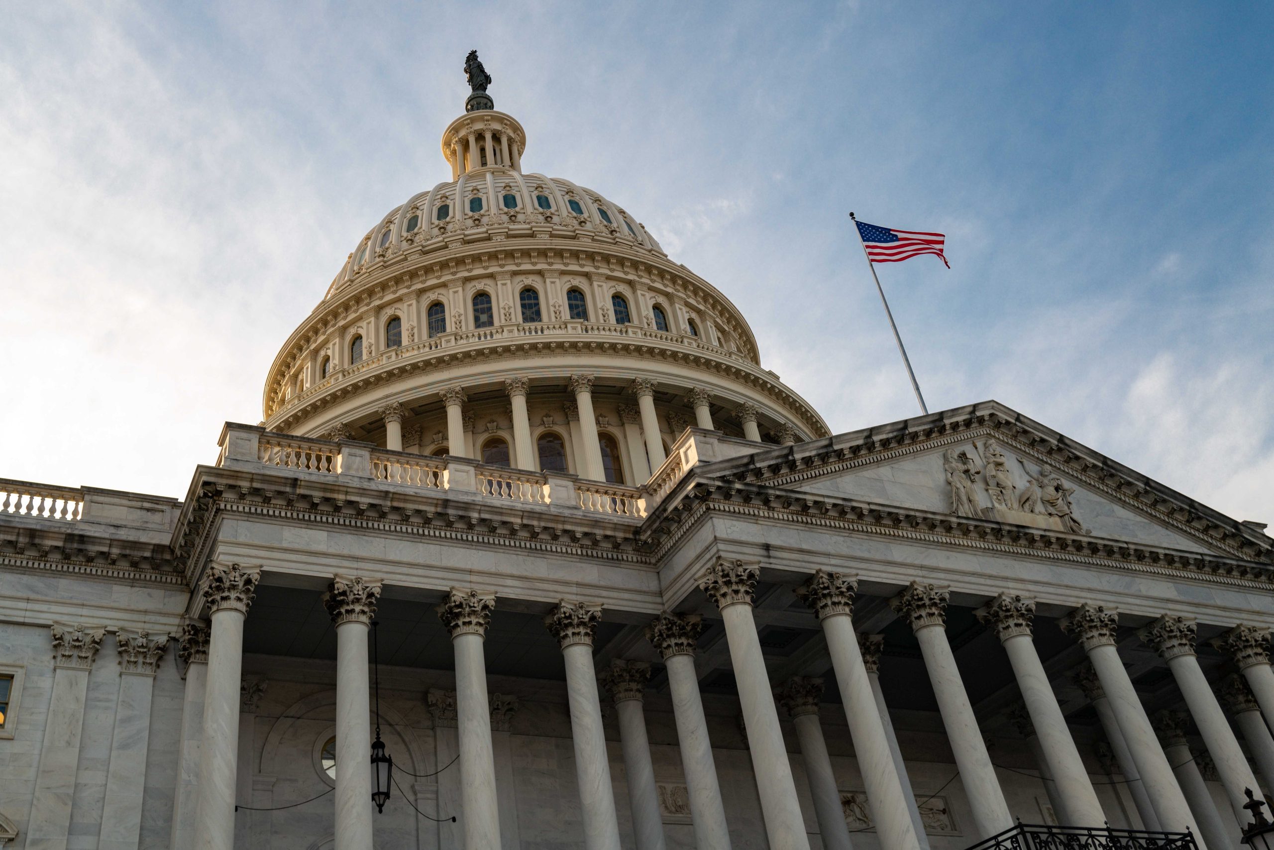 Warrantless wiretaps cut off for a week following US Congress vote