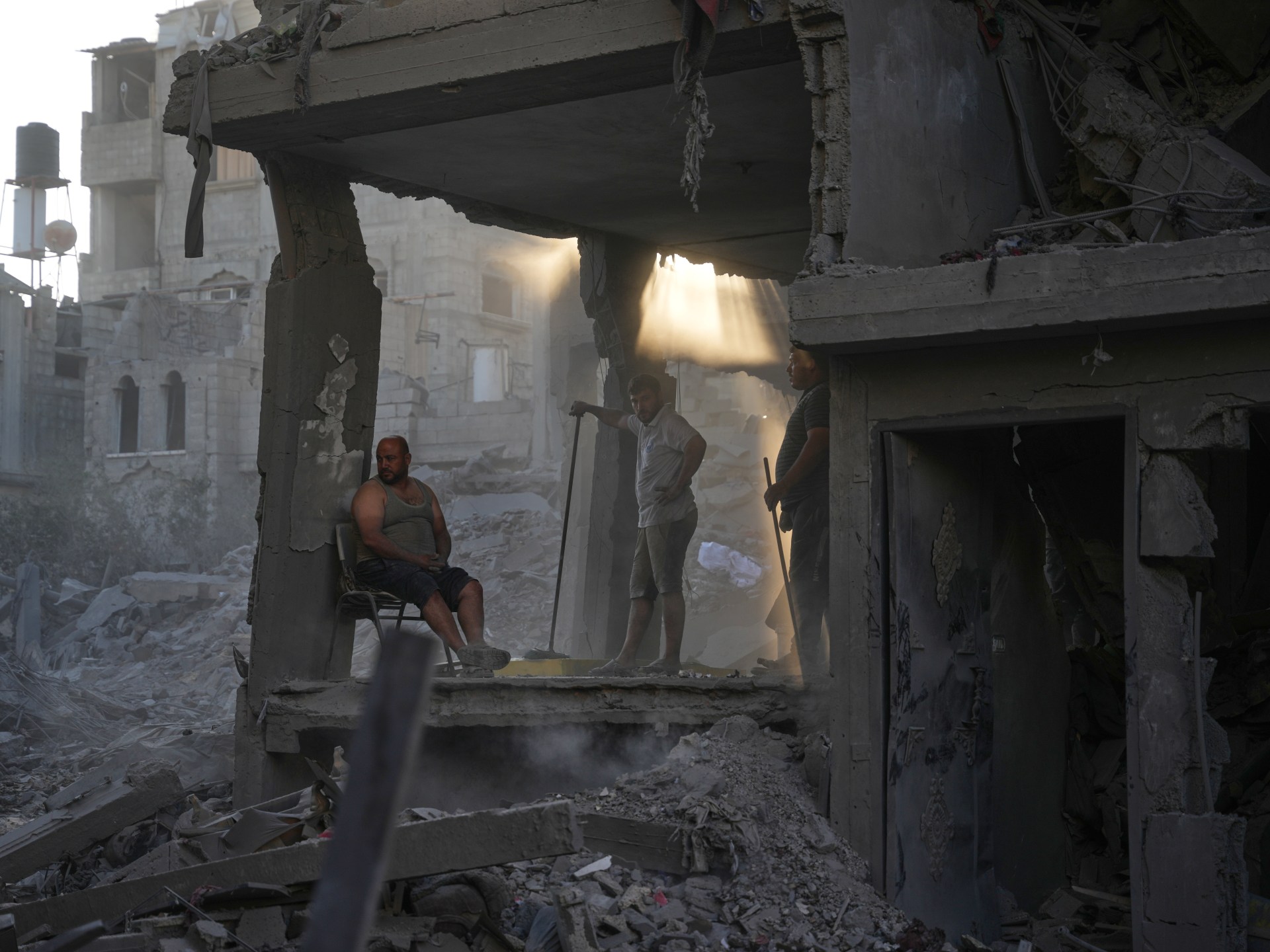 Gaza post-‘ceasefire’ deaths hit 983 as Israeli attack targets refugee camp