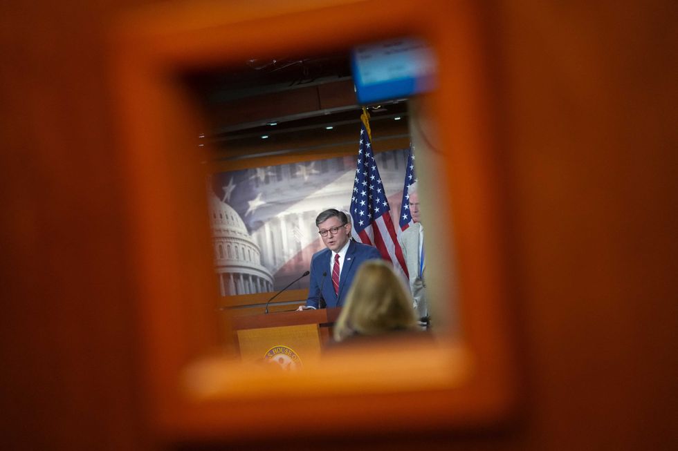 New poll sparks midterm fears for GOP pollster: ‘These are rocky numbers for Republicans’