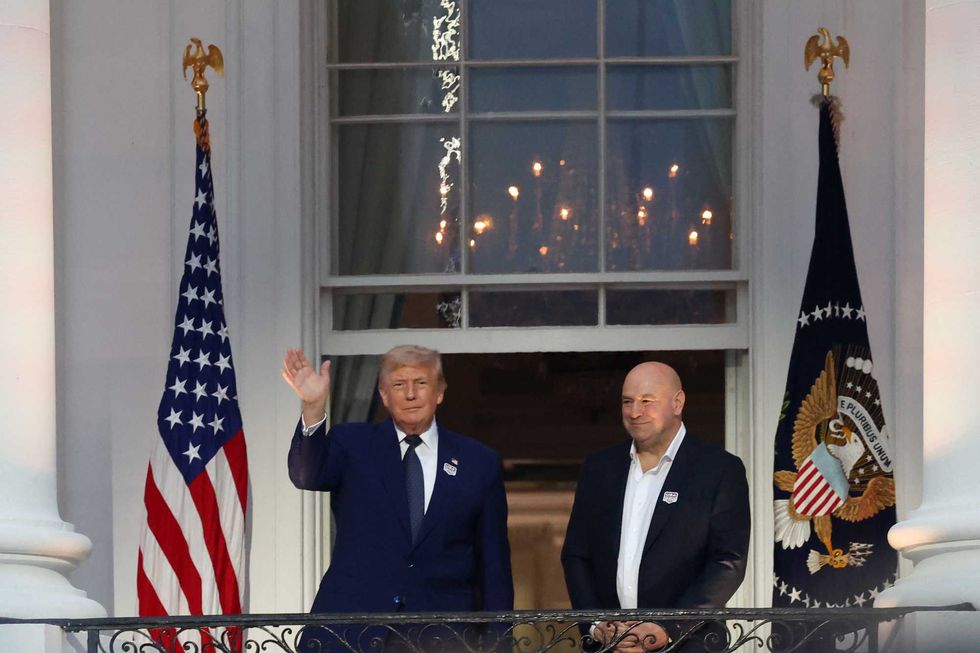 Psychologist shares sobering warning about Trump as his health worsens: ‘Setting us up’