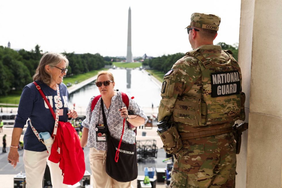 Trump hit with ridicule as National Guard stands at Reflecting Pool: ‘Protect from algae?’