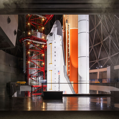 November launch set for space shuttle Endeavour’s towering display