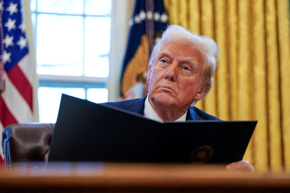 Trump pals expecting midterm loss scramble as White House calls their profits ‘detestable’