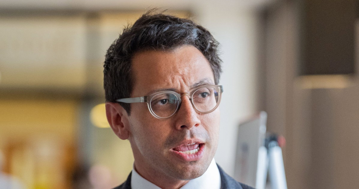 GOP gubernatorial candidate to hold rally with MAGA hate pastor who praises Hitler
