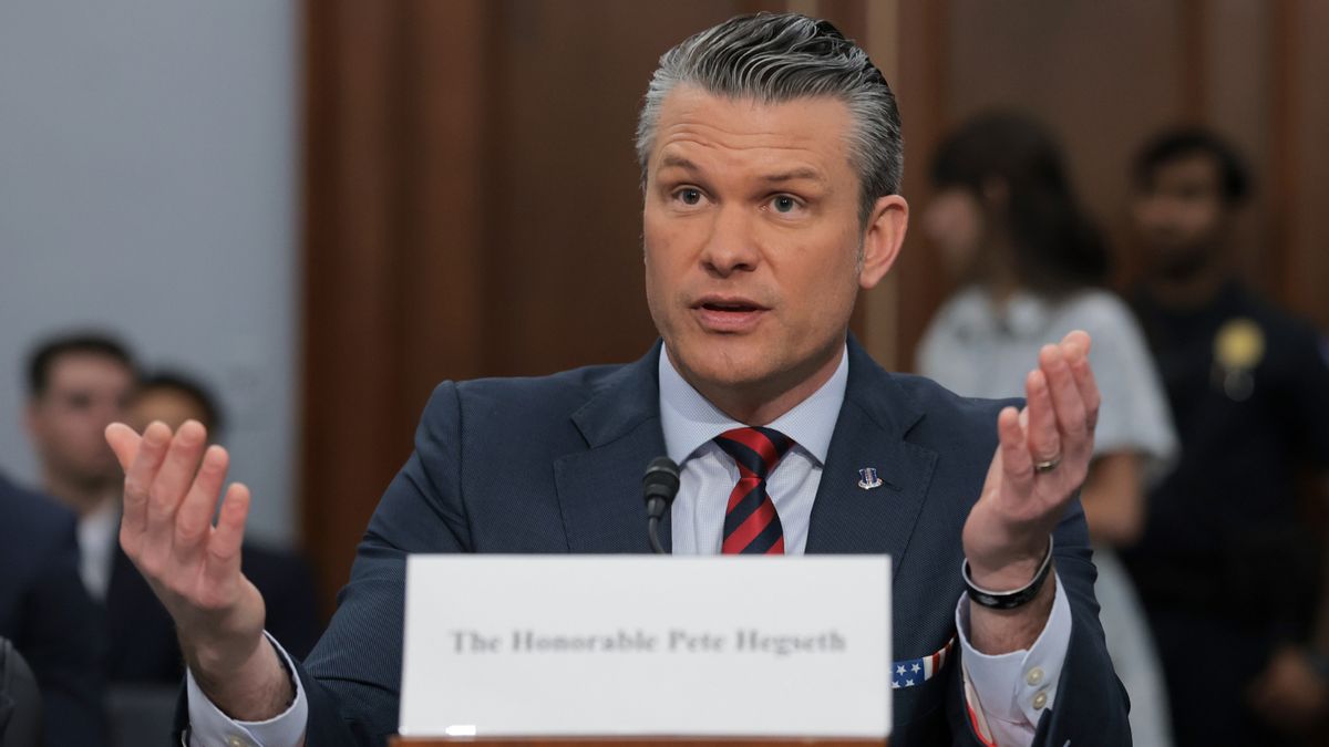 Did Hegseth once say he hadn’t washed his hands in 10 years?